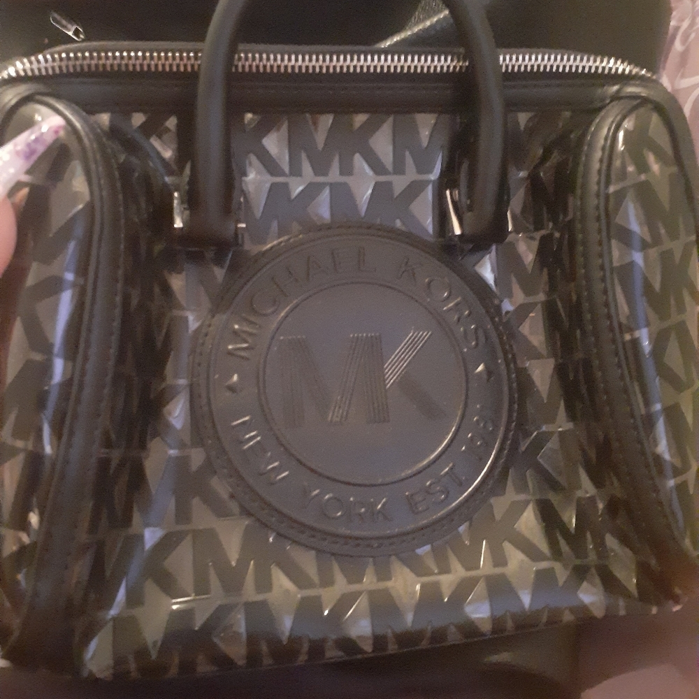 Micheal kors purse